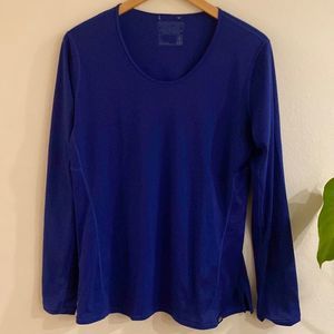 Womens lightweight capilene blue size large